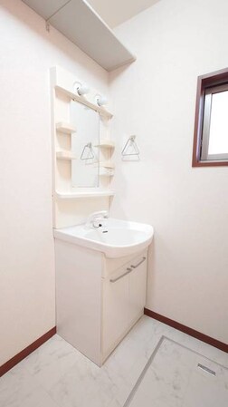 フローラ小山Ｂの物件内観写真